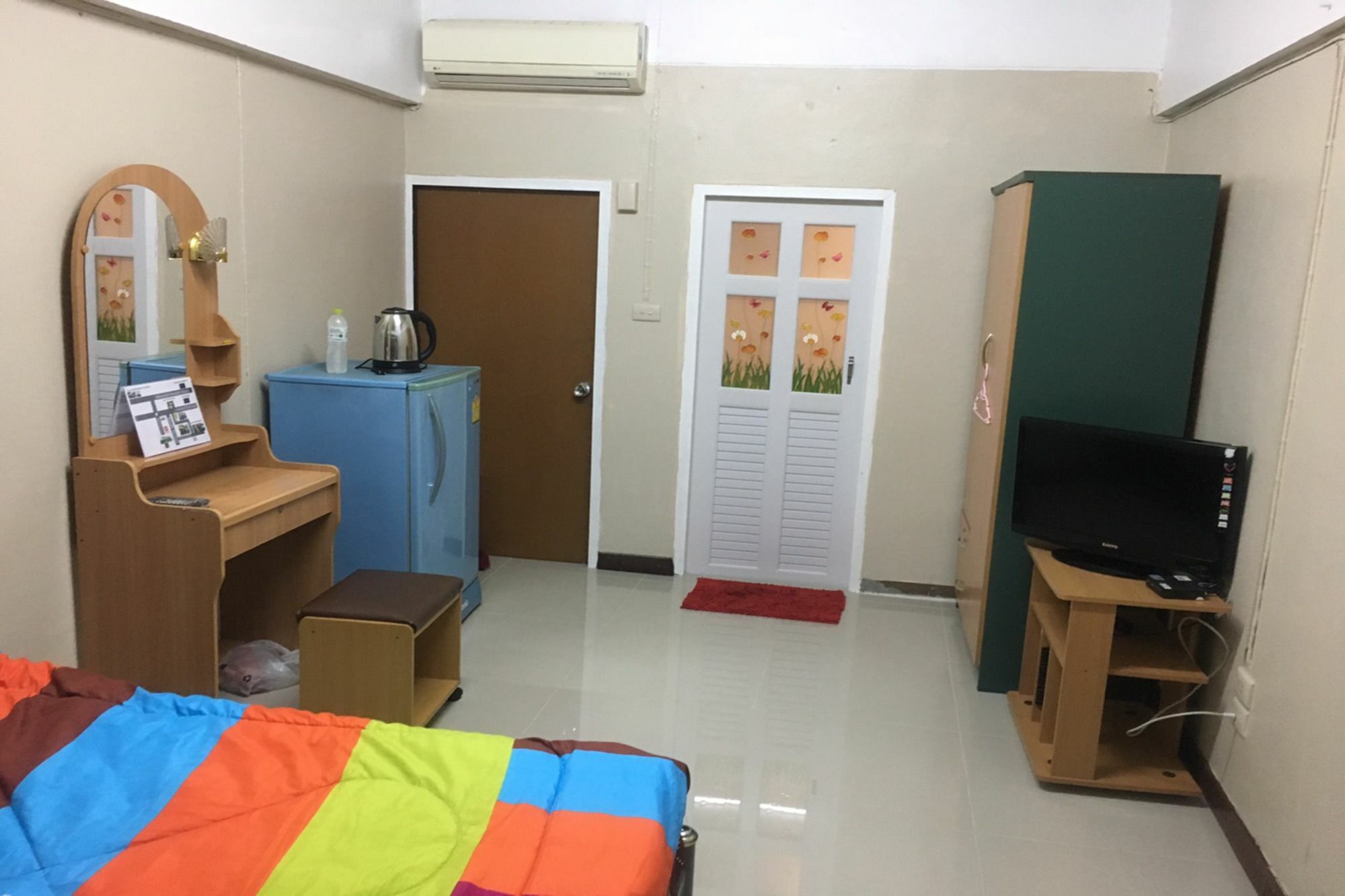 Gedkanok Apartment Бангкок Экстерьер фото